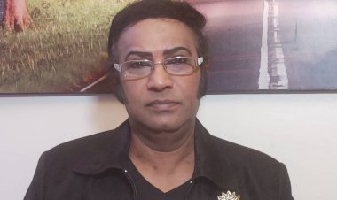 தமிழ்ப்பள்ளிகளை  பாதுகாக்க  ஒன்றிணைவோம் என்று கூறினார், டத்தோ டாக்டர் கலைவாணர்.