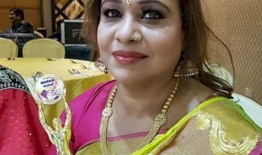 நடிப்பிலும் இசையிலும் கலக்கும் நம்ம தமிழ் பெண் சியாமளா.
