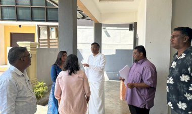 28 தமிழ் பள்ளிகளின் மாணவ மாணவிகளுக்கு பள்ளி சீருடைகள்  டாக்டர் ஆர்.ஏ. லிங்கேஸ்வரன்