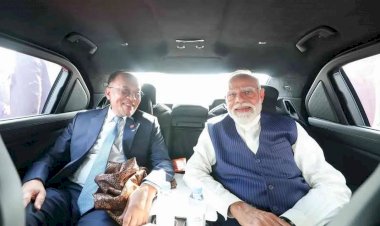 “மலேசியப் பிரதமர் அன்வர் இப்ராகிமுடன் ஒரே காரில் பயணம்...” - பிரதமர் மோடி