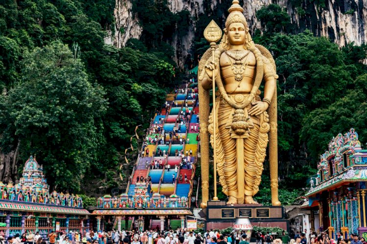 மலேசியாவில் ஏழு படை வீடு பத்து மலை முருகன்