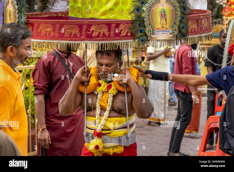 மலேசியாவில் ஏழு படை வீடு பத்து மலை முருகன்